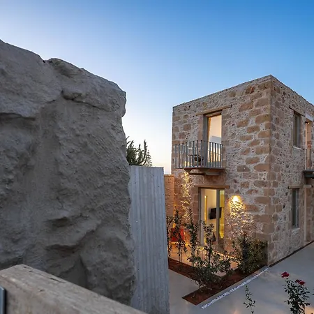Hub Hospitality * Chania (Crete)