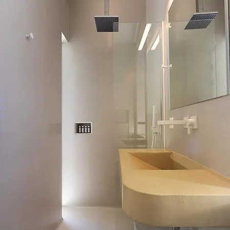 Hub Hospitality 酒店 干尼亞