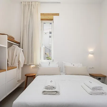 Hub Hospitality فندق