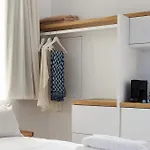 Hub Hospitality Отель *