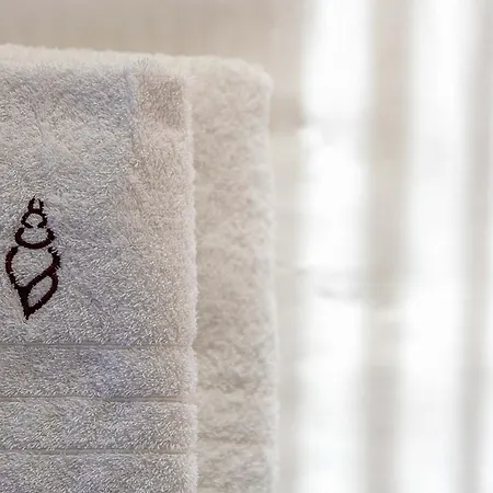 Hotel Hub Hospitality *