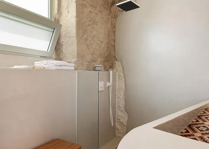 ホテル Hub Hospitality