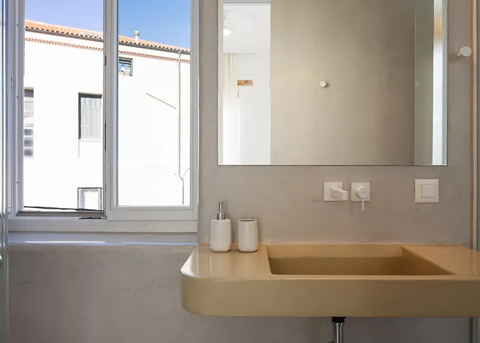 Hub Hospitality ホテル