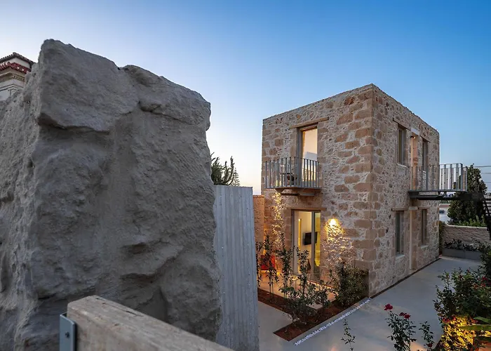 Hub Hospitality * ハニア